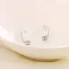 Aretes de Flor Rosa Frescos para Mujer, Diseño Amigable para las Orejas, Diseño de Nicho, Estilo Bosque, Aretes de Tornillo de Flor Transparente