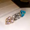 Anillo abierto de moda minimalista ovalado con incrustaciones de diamantes, anillo único y elegante estilo ins para el dedo índice, joyería de lujo ligero de alta gama para mujer