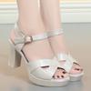 Sandalias de Tacón Grueso de Cuero Suave Estilo Nuevo con Hebilla de una Sola Línea para Mujer, Plataforma Impermeable, Verano, Estilo Nuevo, Zapatos de Mujer, Zapatos para Madre, Zapatos de Cuero para Mujer