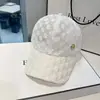 Gorra con Etiqueta R Incrustada de Diamantes para Mujer, Gorra de Béisbol con Visera Floral de Encaje Estilo Coreano con Pedrería, Gorra de Malla con Protección Solar, Gorra de Béisbol a la Moda