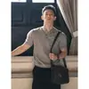 Camiseta Masculina de Verão Cor Sólida Cleanfitt Gola Henry Manga Curta Estilo Novo Americano Casual de Alta Qualidade Ombro Direito Slim Fit