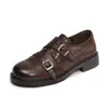 Zapatos de primera capa de piel de vaca para mujer, nuevo modelo otoño 2026, mocasines marrones brogue tallados con velcro, estilo británico