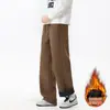 Pantalones Casuales para Hombre de Otoño e Invierno Tendencia Travieso Guapo Versátil Caída Suelta Pierna Recta Pantalones Largos de Color Sólido de Alta Gama Más Terciopelo