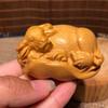 Ornatos e Artesanato em Escultura de Madeira Envelhecida Thuja Taihang, Peças de Mão, Bola de Fitness Pixiu em Noz