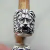 Pulsera de Ratán Diamantado Abertura Grande Cubierta Plateada Hebilla Estilo León Dragón Tigre Dominante Antiguo Tíbet Accesorios de Rama Espinosa de Plata