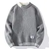 Bestseller internacional: Novo suéter de tricô com gola redonda da marca da moda outono e inverno com fleece para homens, popular online