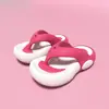 Nuevas chanclas de verano ins lindas de dibujos animados con ojos grandes para mujer, adecuadas para usar en casa y al aire libre, con suelas gruesas, antideslizantes y resistentes al desgaste