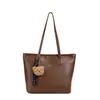 Nova bolsa feminina transfronteiriça, bolsa versátil de grande capacidade para o dia a dia, bolsa tote nicho estilo coreano, bolsa de ombro de alta qualidade