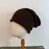Gorro de Lã Folgado Outono Inverno Chapéu Pulôver Versátil Proteção de Orelha Chapéu Quente para Frio Gorro de Cor Sólida para Homens e Mulheres