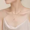 Collar de cadena de clavícula elegante de lujo ligero de nicho estilo ins coreano para mujer, simple y combinable, de doble capa con colgante de bola de lentejuelas