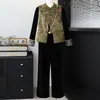 Novo Estilo Chinês Chegada de Outono Terno de Veludo 2026 Novo Elegante Conjunto de Três Peças para Mulheres de Meia-Idade e Idosas
