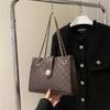 Bolsa Tote Pequena Feminina Xadrez Texturizada 2022 Nova Versátil Bolsa Transversal com Corrente de Ombro Bolsa Tote de Corrente