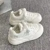 Zapatillas Blancas de Suela Gruesa para Mujer, Nuevo Estilo Primavera y Otoño 2026, Zapatos Deportivos Casuales Versátiles Coreanos de Nicho