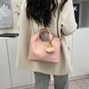Bolsa casual texturizada simples e moderna feminina, nova bolsa retrô de ombro transversal, pequena bolsa quadrada da moda, primavera de 2025