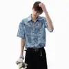 Camisa Jeans Estampada Fresca com Proteção Solar de Manga Curta para Homens, Novo Estilo Verão 2026, Camisa Casual Solta para Homens Modernos