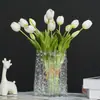 Tulipanes de Plástico Blando de Alta Calidad, Ramo Artificial, Decoración para Mesa de Sala de Estar, Ramo de Mano para Boda, Flores Artificiales Decorativas