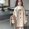 Casaco de Lã Dupla Face Estilo Outono/Inverno 2026 para Meninas Estilo Coreano Roupa Infantil de Alto Padrão Casaco de Lã Infantil Estiloso para o Inverno