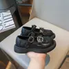 Zapatos de Cuero Pequeños Estilo Británico de Suela Blanda para Niñas 2026 Primavera/Otoño Nuevos Zapatos Elegantes de Princesa para Niños Mary Janes Calados