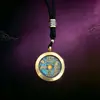 Directo de fábrica: Colgante de concha Gahu de animal del zodíaco estilo antiguo, collar cultural y creativo para hombres y mujeres, accesorio de concha protector