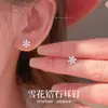 Brincos de Tarraxa de Prata Esterlina S999 com Zircônia de Floco de Neve para Mulheres 2026 Novo Estilo Presente Joia de Orelha Estilo Popular Exquisito Cuidados com o Furo da Orelha Brincos