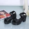 Sandalias de Plataforma Impermeables de Verano 2026 Estilo Nuevo Blancas de Tacón Alto Grueso Talla Grande para Mujer Zapatos con Velcro de Suela Gruesa Peep-Toe Venta al por Mayor