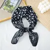 Lenço Quadrado Pequeno de Algodão e Linho Fino Fresco Respirável Feminino Macio Artístico Decorativo Lenço Pequeno Lenço de Verão Feminino Lenço Pequeno Versátil