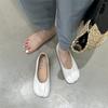 Zapatos planos de punta cuadrada de diseño nicho nuevo de primavera y verano 2025, suela suave, boca poco profunda, cómodos de meter, zapatos casuales