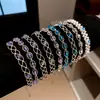 Pulseira Redonda com Zircônia e Pérolas Francesas com Fio Ajustável Levemente Luxuosa Sensação de Alto Padrão Senso de Design Pulseira Joia de Mão de Nicho Feminina