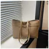 Bolsa de Mão Estilo Cesta de Nicho Transfronteiriça para Mulheres, Bolsa de Ombro de Alta Qualidade para o Dia a Dia, Bolsa de Braço, Bolsa Tote de Grande Capacidade, Tendência