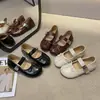 Zapatos Mary Jane con Lazo Estilo Retro Francés para Mujer 2026 Otoño Nuevos de Fondo Plano de Corte Bajo con Velcro Zapatos Individuales Versátiles