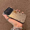Lindo Winnie the Pooh Adecuado para Funda de Teléfono Móvil Apple 17Promax Iphone16 Lindo 15 Dibujos Animados 14 Carcasa Dura 13