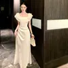 Vestido sereia de cetim puramente sensual para mulheres, vestido de noite versátil de alta qualidade com babados, vestido longo branco, estilo de deusa