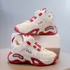 Tênis esportivo infantil 2026 novo outono fivela de botão casual para meninas sapatos de pai para meninos respirável tênis de corrida para estudantes