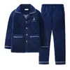 8400 Gris Invierno Talla Extra Grande Set Coral Fleece Tres Capas Engrosado Acolchado Pijama Cálido Ropa de Casa para Hombre