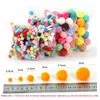 Al por Mayor en Stock Bolas de Pelo de Alta Elasticidad Niños Hechas a Mano DIY Bolas de Pelo Coloridas Pequeños Accesorios para Ropa Paquete de Materiales Decoraciones