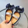 Sapatilhas Baixas de Lantejoulas para Meninas Primavera e Outono, Sapatos de Princesa Respiráveis com Laço para Meninas Pequenas, Mocassins Macios para Estudantes