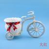 Fabricante Original Venta al por Mayor Triciclo Cesta de Flores Muñeco Confundido Accesorios Decorativos Bicicleta con Lazo Cesta de Flores