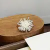 Anel Aberto de Pérola Shell Flor de Fogos de Artifício da Moda para Mulheres, Pulseira Escovada de Personalidade Elegante de Luxo Leve de Nicho