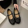 Zapatos Mary Jane transpirables de malla de un solo tirante estilo francés para mujer, nuevo modelo primavera 2026, zapatos de ballet versátiles de corte bajo con lazo