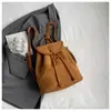 Mochila de alta gama, gran capacidad, nuevo estilo 2025, bolso de moda para mujer, estilo coreano, acabado mate, ligero y adecuado para el uso diario.