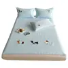 Dibujo Animado Perro Azul Waffe Set de Tres Piezas Esterilla de Seda Helada Gorro de Cama Esterilla con Bordado para Aire Acondicionado Lavable a Máquina Plegable