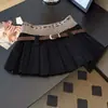 Xiaoxiangfeng 2025 Nuevo Estilo Otoño Maillard Sexy Punto Tejido con Cordón Falda Corta de Pana Falda Plisada