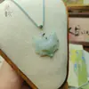 Pendente Natural Tianshan Verde Raposa de Nove Caudas Seda Dourada Jade Cor de Jade Máscara de Raposa de Jade Estilo Chinês Raposa Branca de Jade