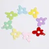 Aleación de color accesorio de flor de 5 pétalos llavero material DIY accesorios colgante bolsa colgante creativo con agujeros venta al por mayor