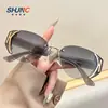 Gafas de Sol Retro Estilo Europeo y Americano Ojo de Gato con Acabado de Alta Gama, Efecto Adelgazante y Diseño Único de Metal para Hombres, Gafas con Forma de Papa Estilo Granero