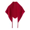 Lenço triangular estilo luxo leve, mistura de caxemira, cor sólida, tricotado, design vazado, aquecedor de pescoço para outono e inverno