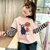 Camiseta de Manga Larga de Algodón Puro para Niñas, Estilo Otoño, Dibujos Animados, Falsa Dos Piezas, Mangas a Rayas con Parches, Cuello Redondo, Camiseta Básica Versátil para Niños