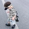 Verão 2025 para Meninos Nova Roupa Infantil de Manga Curta Verão Meninos Bonitos e Elegantes Camisa de Flor de Verão Estampa Total Moda