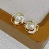 Brincos de Prata S925 com Pérolas Naturais de Água Doce Incrustadas, Simples e Versáteis, Vários Estilos de Pérolas, Novos Brincos 2026 Atacado