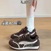 El Cuero Genuino Hace que los Pies Parezcan Más Pequeños Zapatos con Cordones Forrest Gump Zapatos de Entrenamiento Alemanes para Mujer Otoño 2026 Nuevos Zapatos Deportivos Casuales Versátiles para Hombre y Mujer